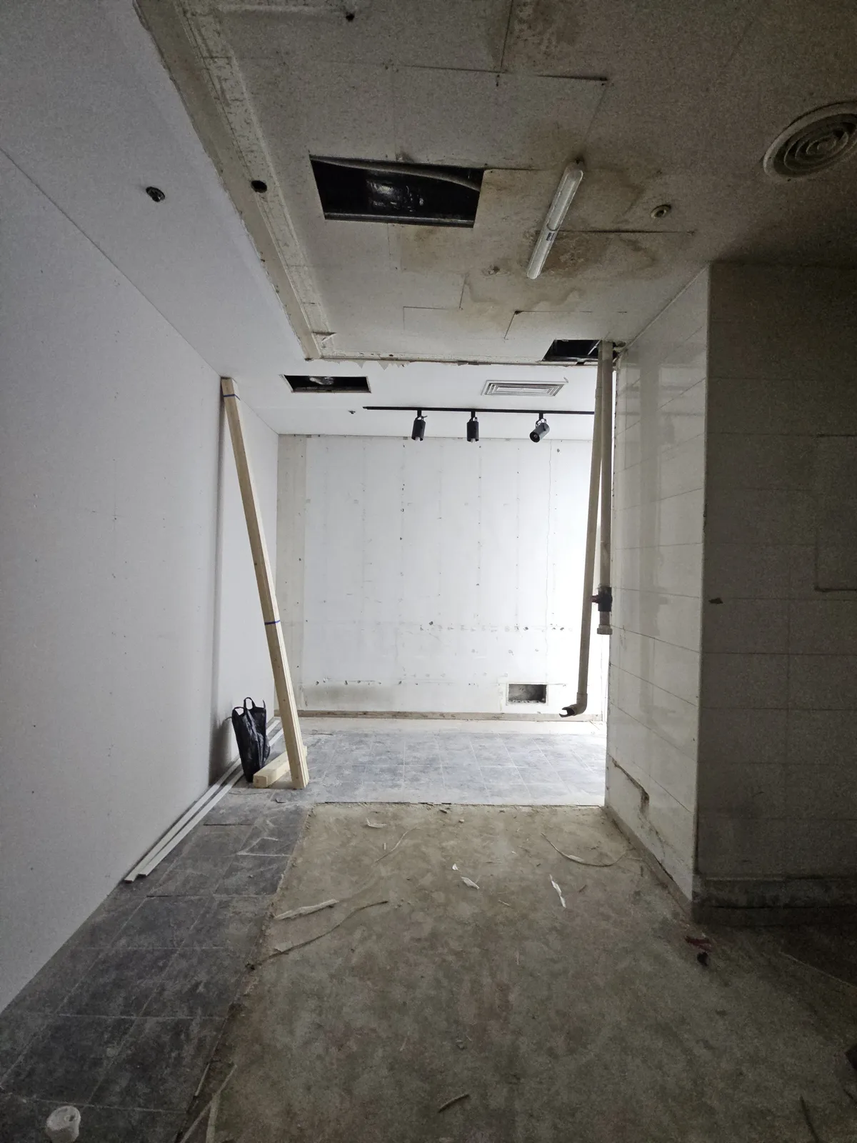 가벽 마감 시공 현장