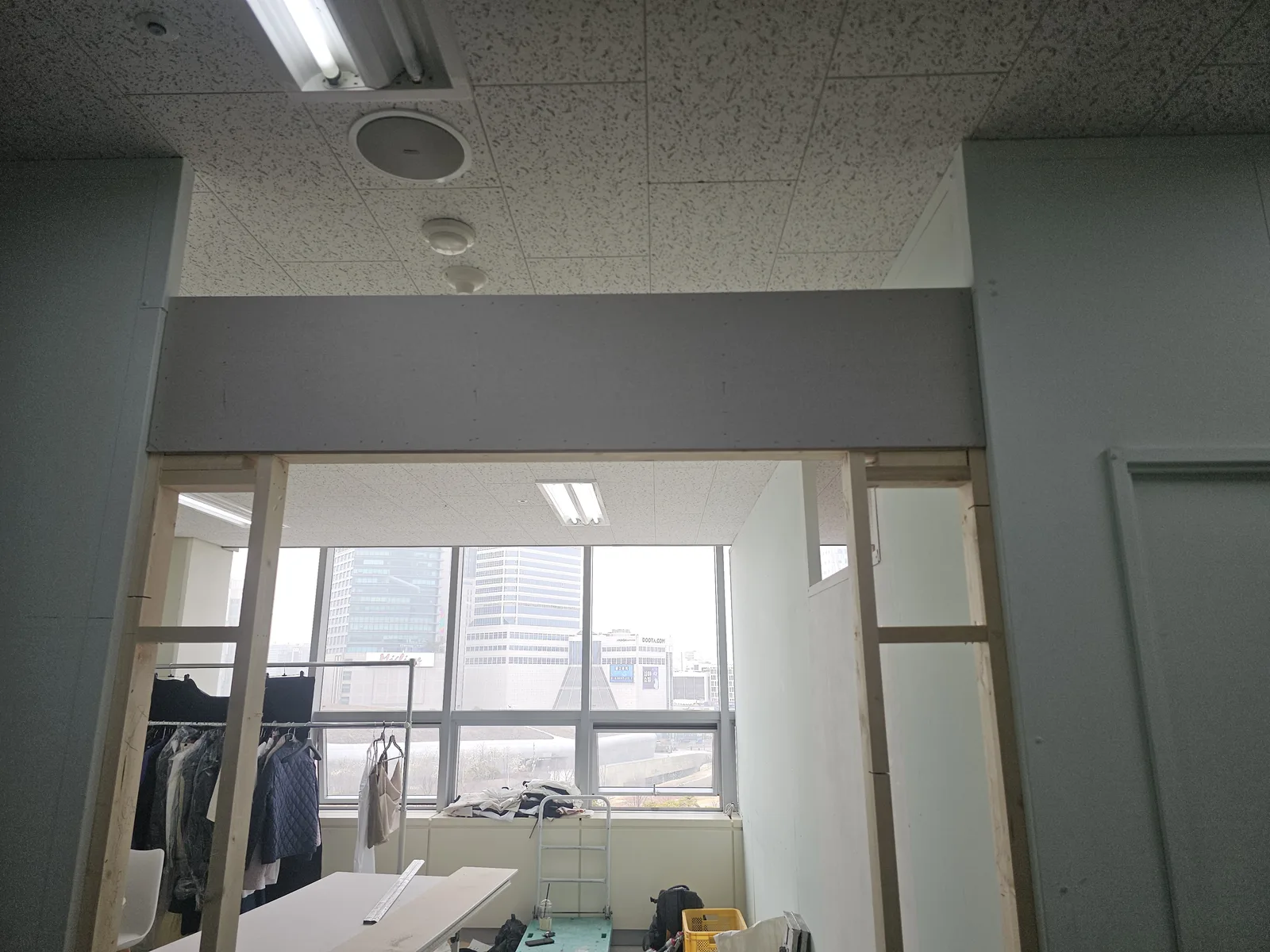가벽 마감 시공 현장