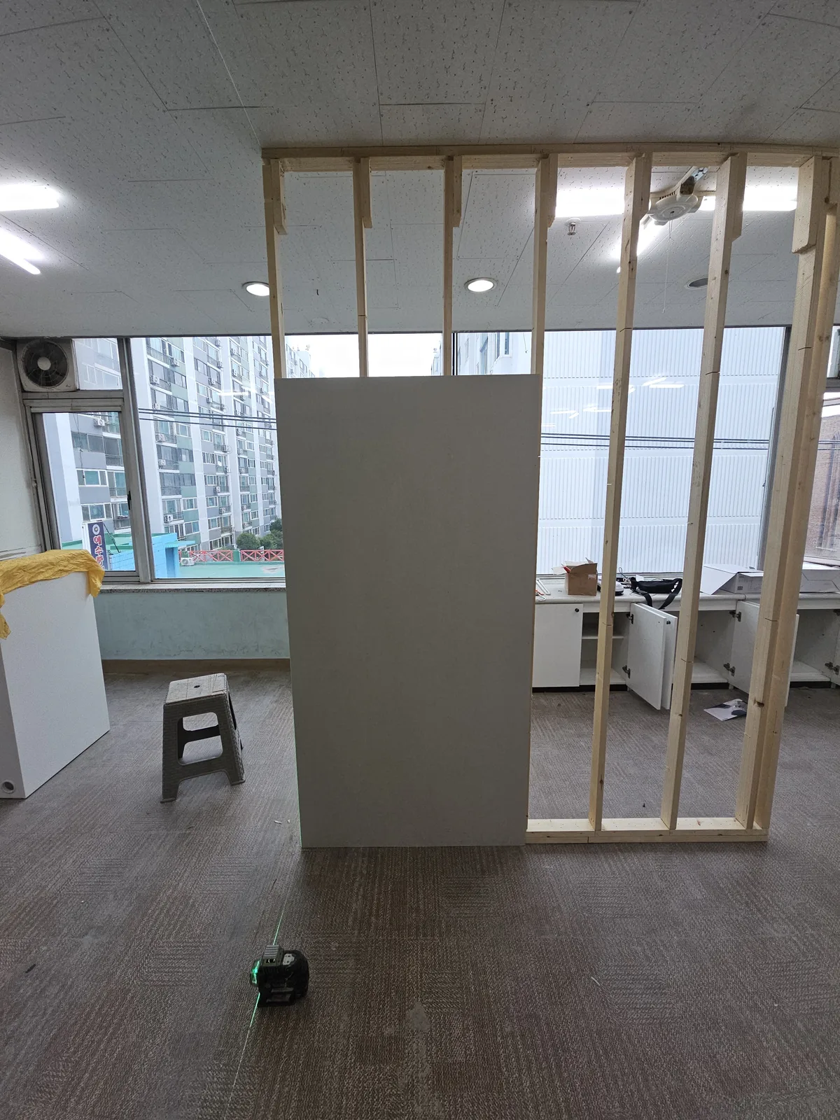 가벽 마감 시공 현장